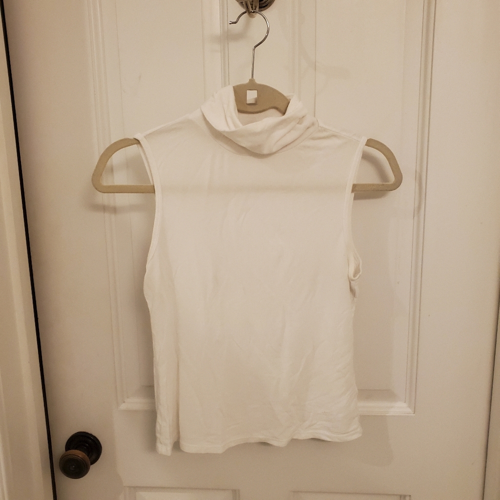 THEORY White Sleeveless Turtleneck